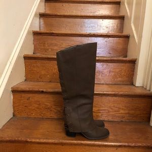 Boots distressed leather